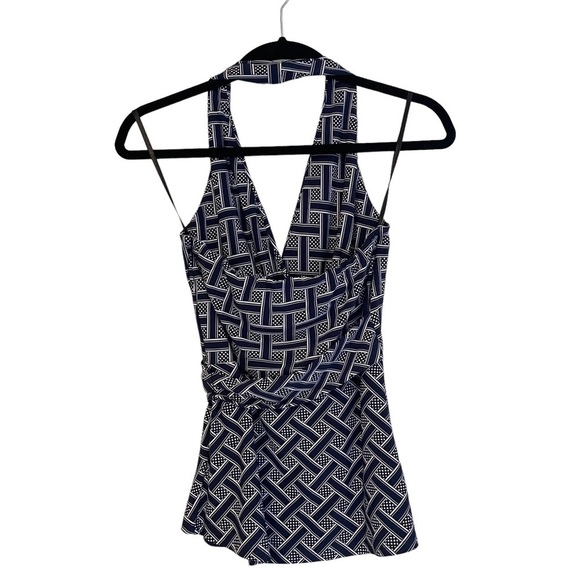 White House Black Market Basket Weave Printed Halter Top XS - Picture 5 of 9